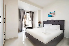 Prestige Saigon Royal - Modern Apartment