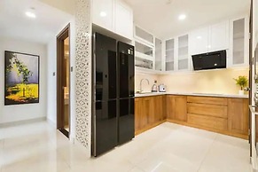 Prestige Saigon Royal - Modern Apartment