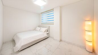 Yeongdeok The Best Pool Villa