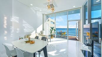 Yeongdeok The Best Pool Villa