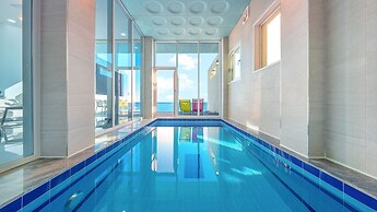 Yeongdeok The Best Pool Villa