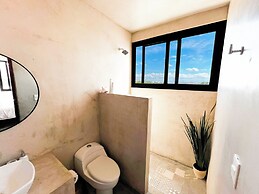 Studio 55 Private HotTube
