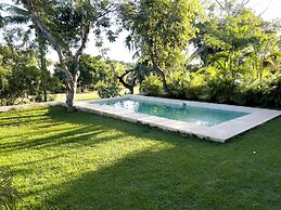 Studio 55 Private HotTube