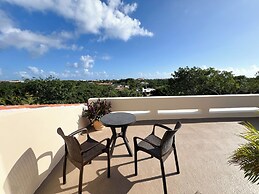 Studio 55 Private HotTube