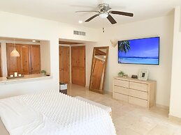 Beach Front Luxury condo