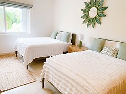 Beach Front Luxury condo