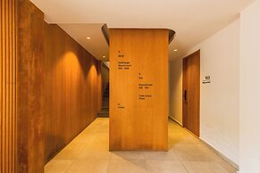 Tasana Bar and Luxury resort