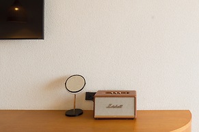 Tasana Bar and Luxury resort