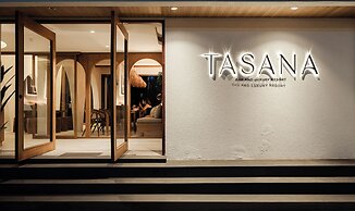 Tasana Bar and Luxury resort