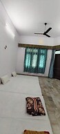Hotel Mahadev inn