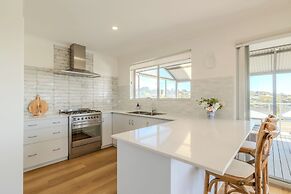 Seaview Heights by the BnB Collection