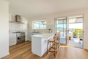 Seaview Heights by the BnB Collection