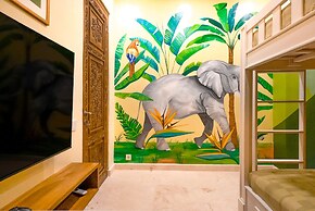 Luxurious Arakana Villa with Pool