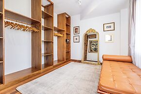 Luxurious Arakana Villa with Pool