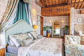 Luxurious Arakana Villa with Pool