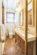 Luxurious Arakana Villa with Pool