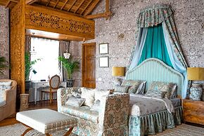 Luxurious Arakana Villa with Pool