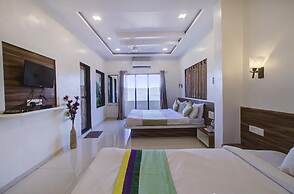 Straw Bella Inn Villa