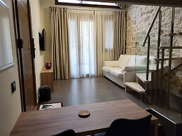 1929 Boutique Residences