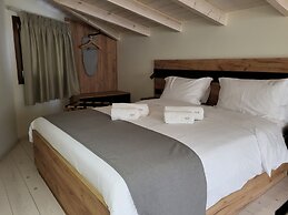 1929 Boutique Residences