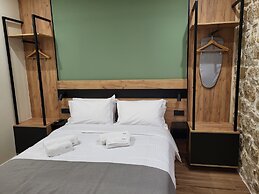 1929 Boutique Residences