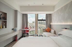 Baoli International Hotel-Baili Square