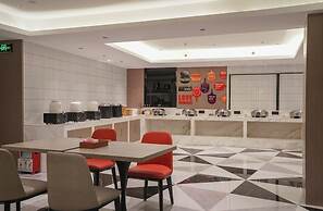 Baoli International Hotel-Baili Square