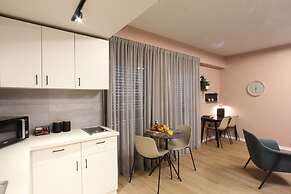 1 BR Apt TLV TAU by Sea N' Rent