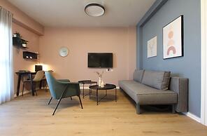 1 BR Apt TLV TAU by Sea N' Rent