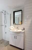 1 BR Apt TLV TAU by Sea N' Rent