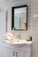 1 BR Apt TLV TAU by Sea N' Rent