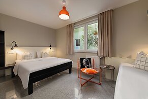 SleepinRoomz Boutique Hotel