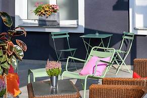 SleepinRoomz Boutique Hotel
