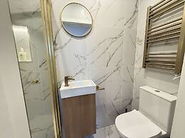 Spacious Modern Studio in Central London