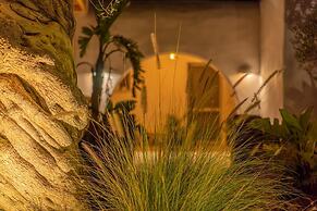 Luxury Villa Delphinus - Allparos Villas