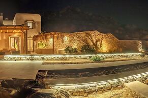 Luxury Villa Delphinus - Allparos Villas