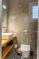 Luxury Villa Delphinus - Allparos Villas