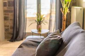 Luxury Villa Delphinus - Allparos Villas