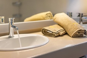 Luxury Villa Delphinus - Allparos Villas