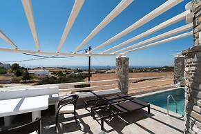 Aspro Paros Villa for 6-7