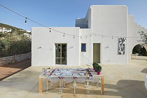 Luxury Villa Libra - Allparos Villas