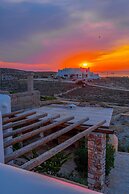 Villa Ioanna for 10 - Allparos Villas