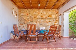 Villa Ioanna for 10 - Allparos Villas