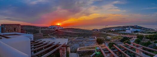 Villa Ioanna for 10 - Allparos Villas