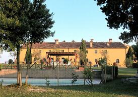 Apartment Between Pisa and Livorno