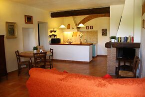Apartment Between Pisa and Livorno