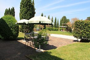 Apartment Between Pisa and Livorno