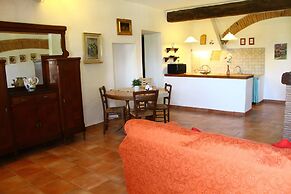 Apartment Between Pisa and Livorno