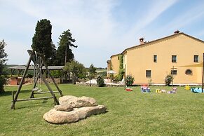 Apartment Between Pisa and Livorno