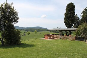 Apartment Between Pisa and Livorno